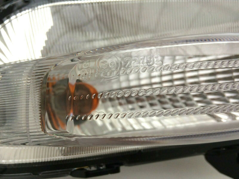 KIA CERATO SPORT (BD) 2019- GENUINE RIGHT SIDE LAMP TURN SIGNAL LIGHT 92304M7050