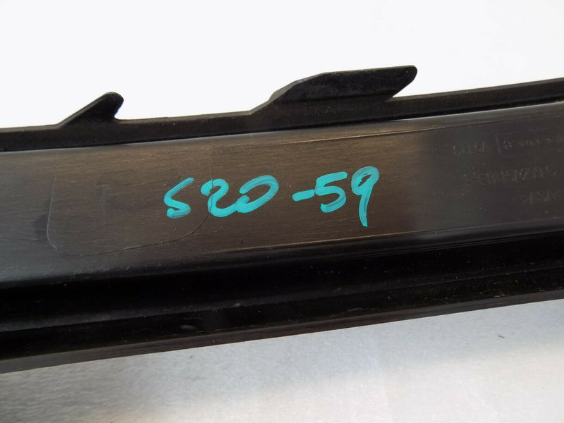 FORD FOCUS MK3 FACELIFT 2017-ON FRONT RIGHT FOG LIGHT TRIM SURROUND /S20-59