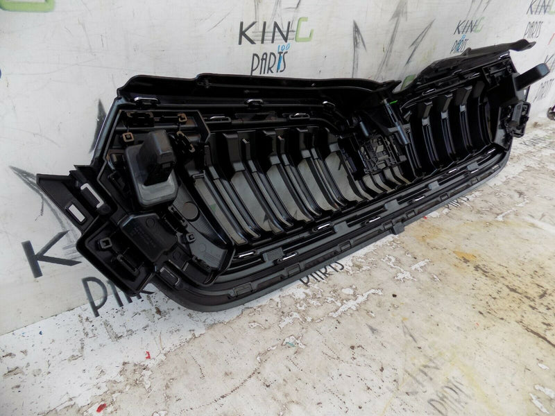 SKODA KAMIQ 2019-ON FRONT BUMPER GRILL CENTRE COMPLETE 658853653A