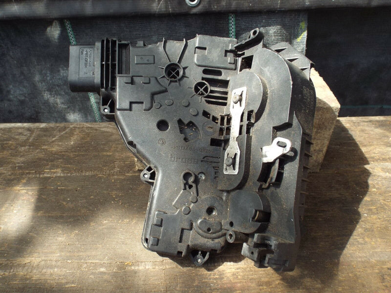VW SHARAN ALHAMBRA 2010-16 REAR DOOR LEFT SIDE DOOR LOCK N/S 7N0 839 015B