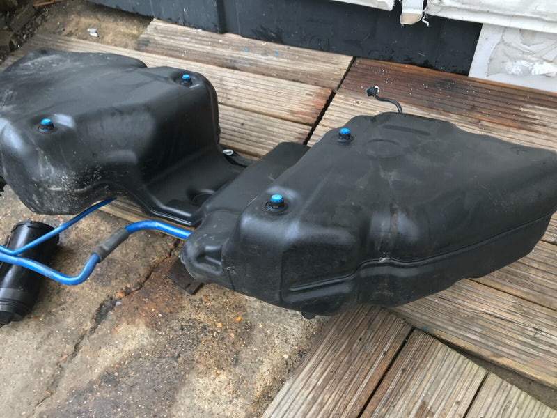 MERCEDES GLC 250 X253 2.0 PETROL GENUINE FUEL TANK PUMP & CARBON CHARCOAL FILTER
