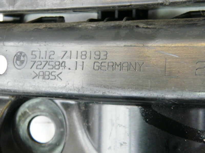 BMW 3 SERIES E90 2005-2013 REAR BUMPER BRACKETS LEFT AND RIGHT 7118193 / 7118194