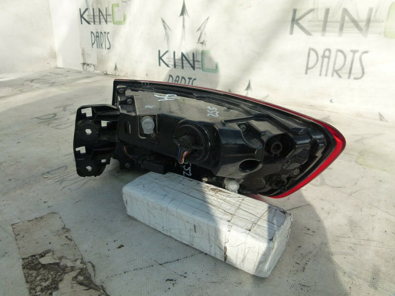 AUDI A4 B9 8W SALOON 2015-18 LEFT PASSENGER SIDE REAR LIGHT LAMP 8W5945091C