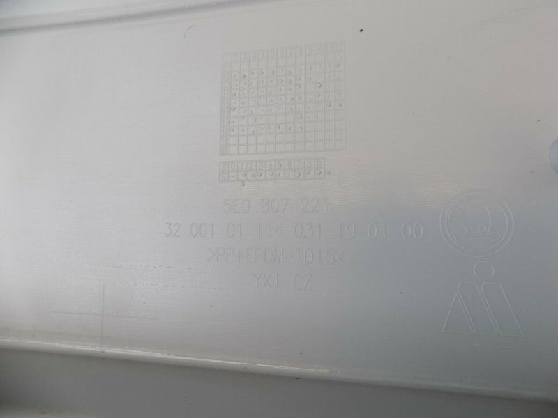 SKODA OCTAVIA III MK3 2013-2016 FRONT BUMPER *NO PAINT GENUINE 5E0807221