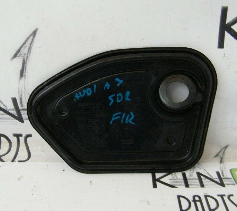 AUDI A3 (8V) 2012-2016 S-LINE 5DR FRONT RIGHT DOOR ACCESS HOLE COVER 8V4837916A