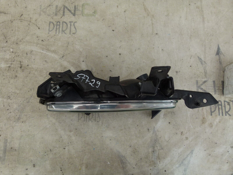 NISSAN QASHQAI J11 2013-17 RIGHT FOG LIGHT BRACKET GENUINE 26910HV00A