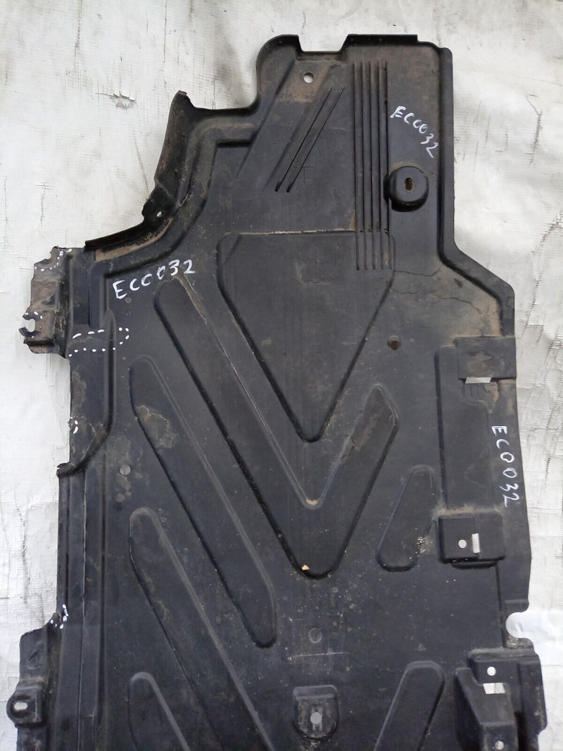 MERCEDES C CLASS W205 RIGHT SIDE UNDERBODY COVER UNDERTRAY SHIELD PANEL