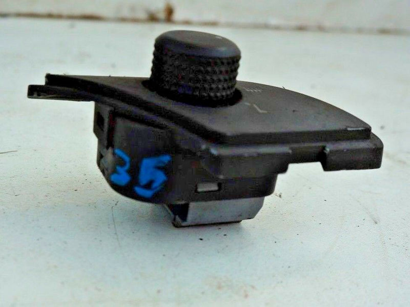 AUDI A3 8P / SKODA SUPERB WING MIRROR REGULATOR SWITCH BLACK 3U29595650 - S35-18