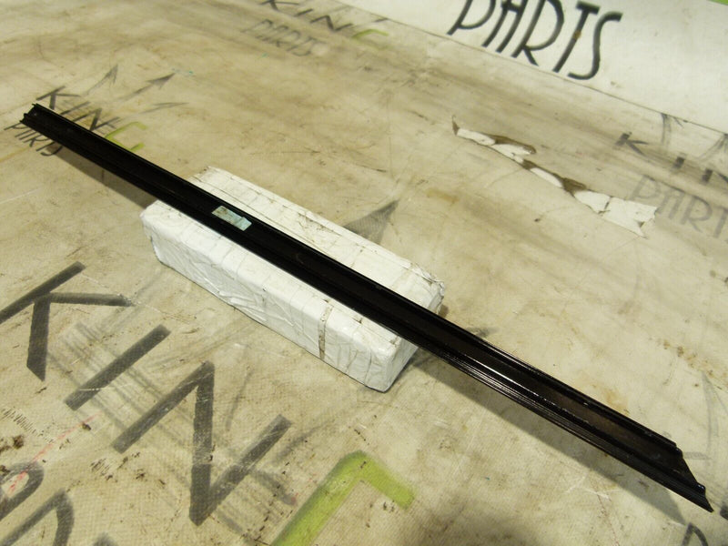 RANGE ROVER SPORT L494 REAR RIGHT TRIM COVER GENUINE