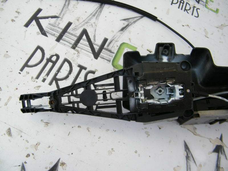 VAUXHALL CORSA E 2014-ON FRONT RIGHT DOOR LOCK MECHANISM OUTER HANDLE BRACKET