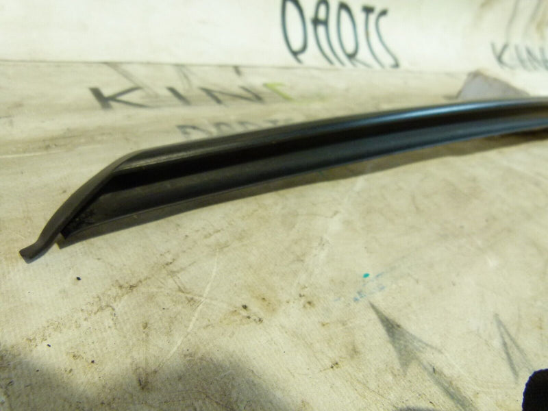 AUDI A4 S4 8W B9 2016-ON WINDSCREEN RIGHT WATER DEFLECTOR TRIM 8W0854328