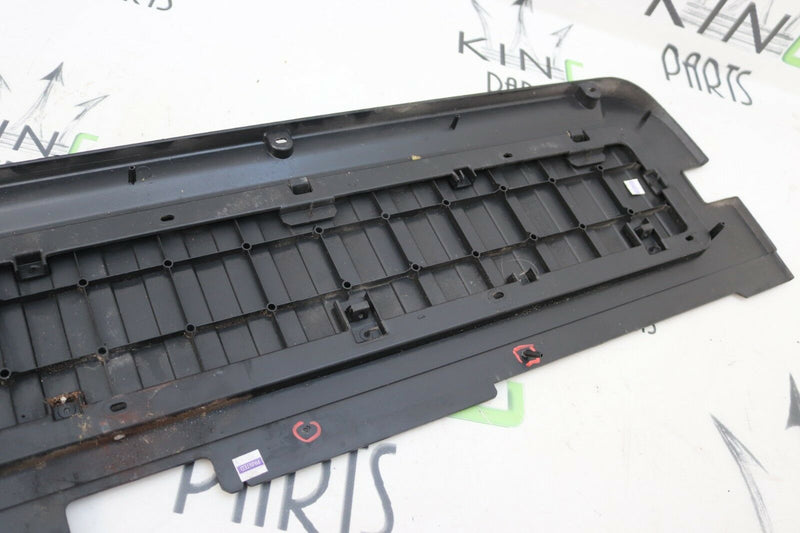 BMW X5 E53 2000-2006 LOWER TAILGATE BOOT LID INTERIOR TRIM PANEL 8402197