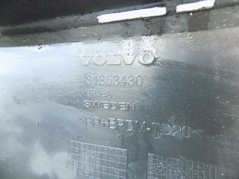 VOLVO XC90 II T8 PDC 2014 2015 2016 2017 REAR BUMPER GENUINE 31353430