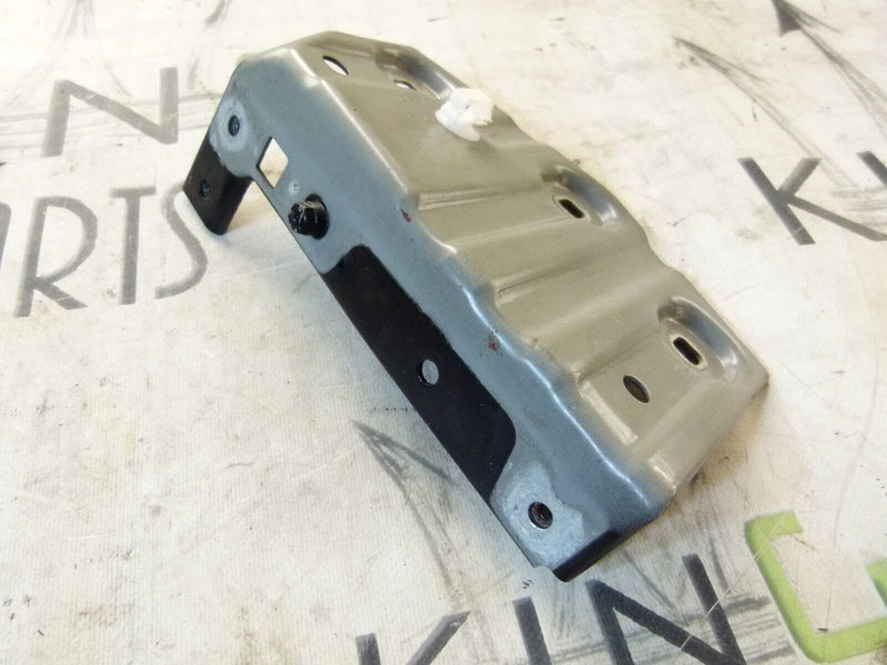 RENAULT CAPTUR 2020-ON REAR RIGHT SIDE SUPPORT WING BRACKET 641343398