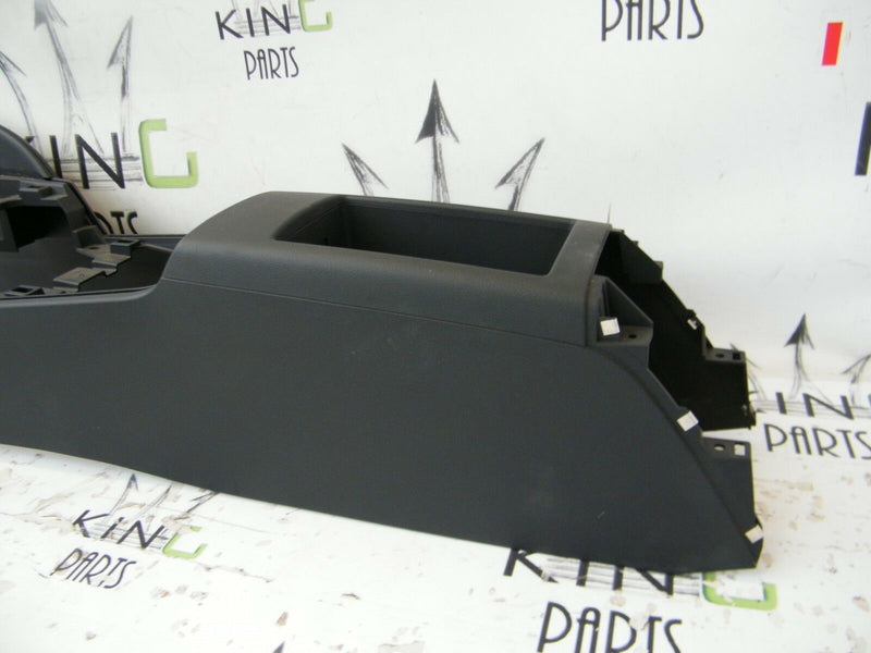 AUDI A3 (8V) 2012-2016 S-LINE 5DR BLACK CENTRE CONSOLE LIGHTER MUSIC INTERFACE