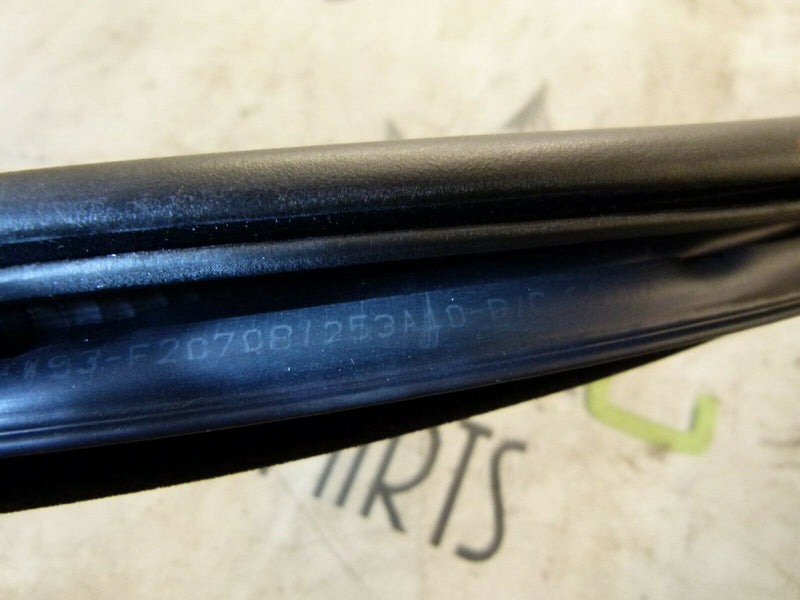 JAGUAR XJ X351 2010-2019 REAR DOOR SEAL LEFT PASSENGER SIDE AW93-F20708