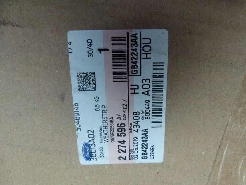 FORD FUSION 2013-16 REAR LEFT DOOR SEAL STRIP GENUINE DS7Z-5420531-D