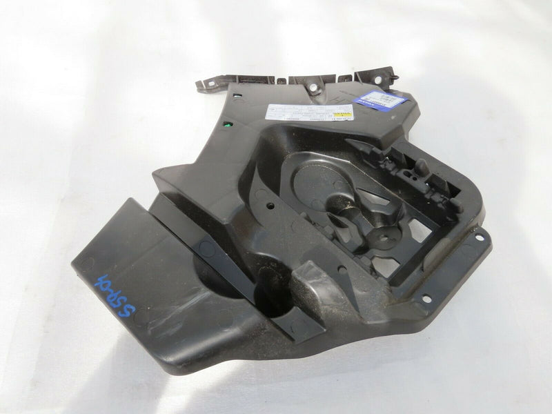 VOLVO V40 D2 2012-2016 Left Passenger Side Rear Bumper Bracket 31395091 /S59-04