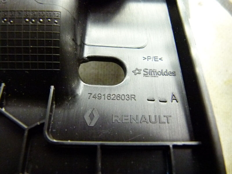 RENAULT CAPTUR 2020-ON PLASTIC COVER 749162603R