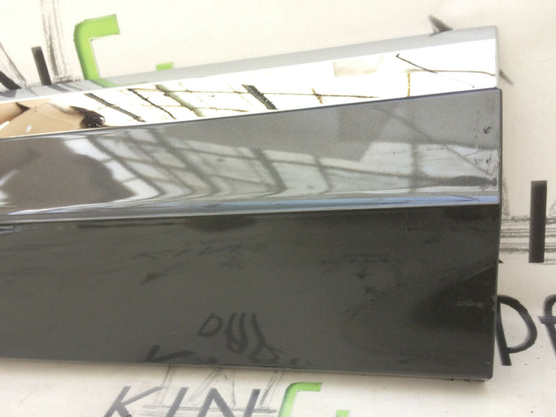 VW TOUAREG CR7 MK3 2018 FRONT DOOR PANEL RIGHT SIDE TRIM MOULDING 760854940