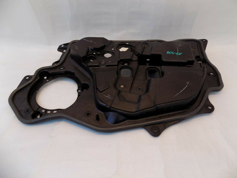 MAZDA CX-5 2017-ON FRONT LEFT DOOR INNER PANEL MOUNT BRACKET KB7W5997X /B04-68
