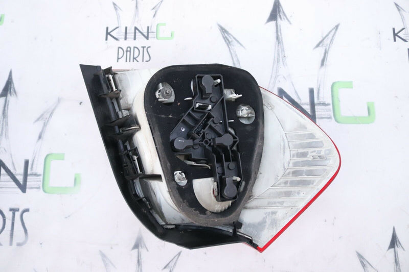 BMW 1 SERIES E80 E81 2004-07 RIGHT DRIVER SIDE REAR LIGHT TAIL LAMP 6324502