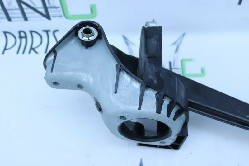 MERCEDES E CLASS W207 2009-2017 BRAKE PEDAL ASSEMBLY GENUINE A2042902301