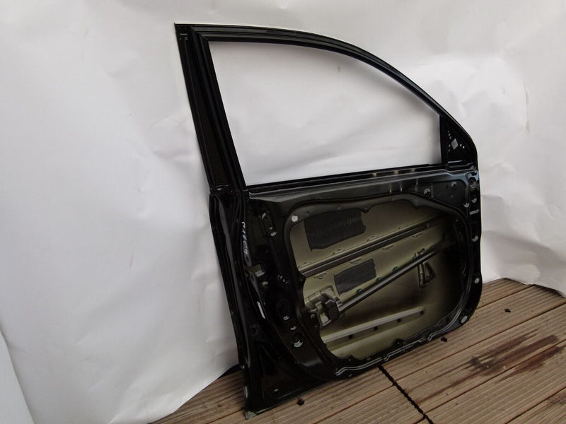 KIA NIRO 2016-2020 GENUINE FRONT DOOR PANEL LEFT PASSENGER SIDE BLACK