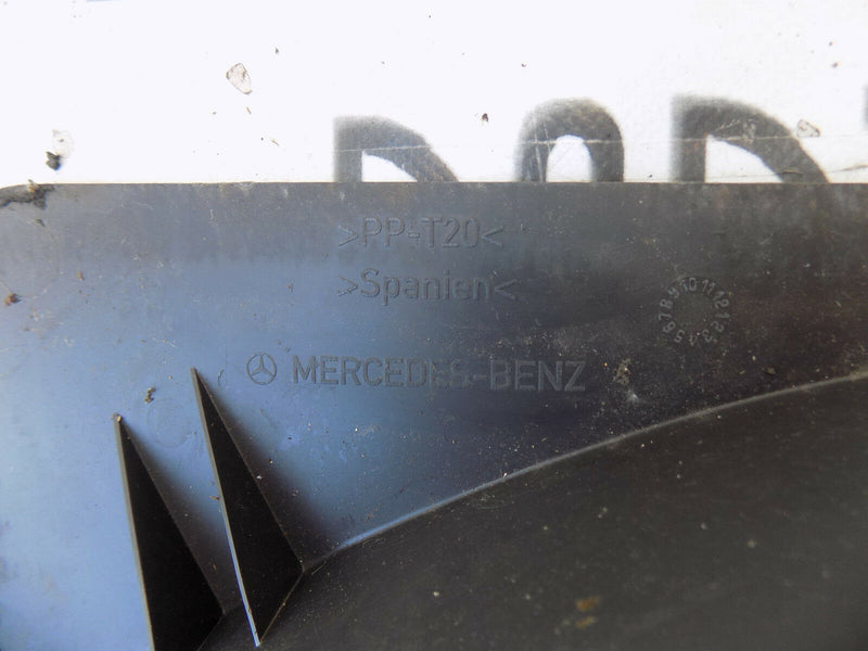 MERCEDES SPRINTER W639 SLIDING INNER STEP TRIM MOULDING RIGHT DRIVER SIDE
