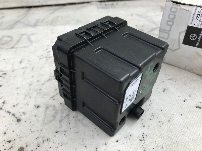 MERCEDES-BENZ SUBWOOFER BLOCK SOUND CONTROL UNIT GENUINE A2239016902