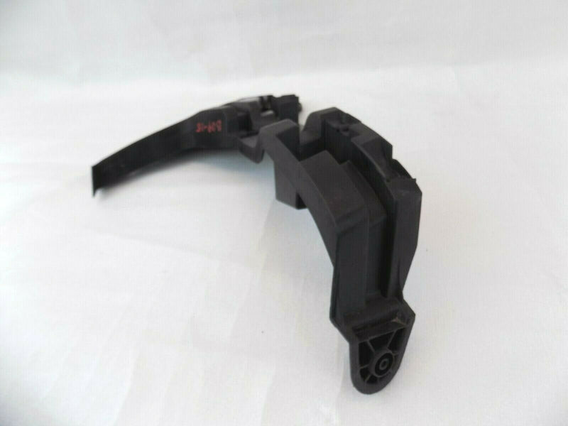 AUDI Q3 MK1 8U 2013-ON RIGHT &LEFT REAR BUMPER  MOUNT BRACKET 8U0807454B /B09-15
