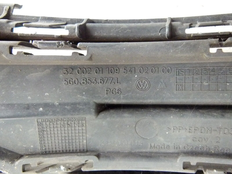 VW GOLF MK7 2013-2015 FRONT BUMPER LOWER GRILLE GENUINE 5G0853677