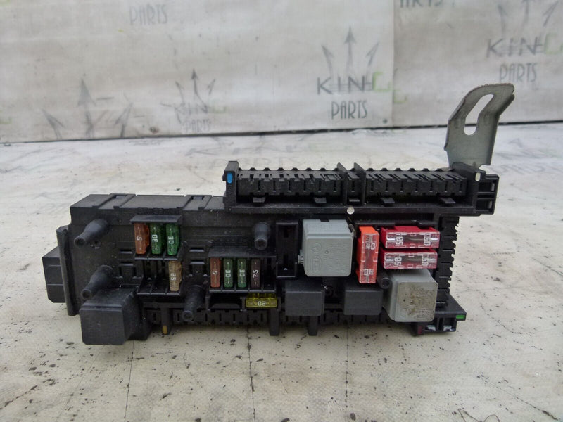 MERCEDES C W204 2007-2011 REAR FUSE BOX SAM MODULE GENUINE A2049060105