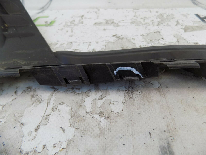 FORD FIESTA MK7 ST DRIVERS SIDE REAR BUMPER BRACKET GUIDE C1BB-17A881-A