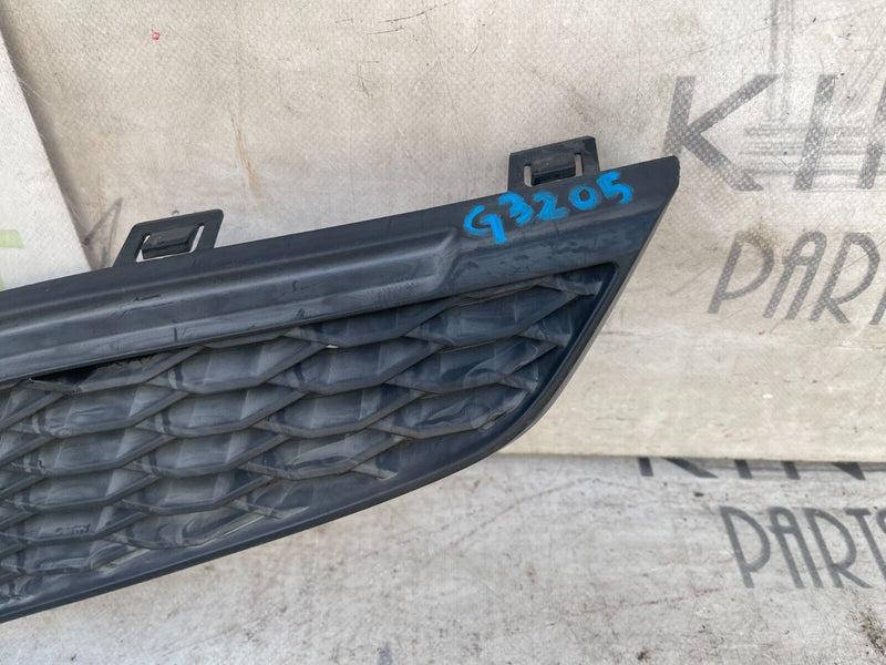 HONDA JAZZ 2008-2015 FRONT BUMPER GRILL GENUINE 71121-TF0-00