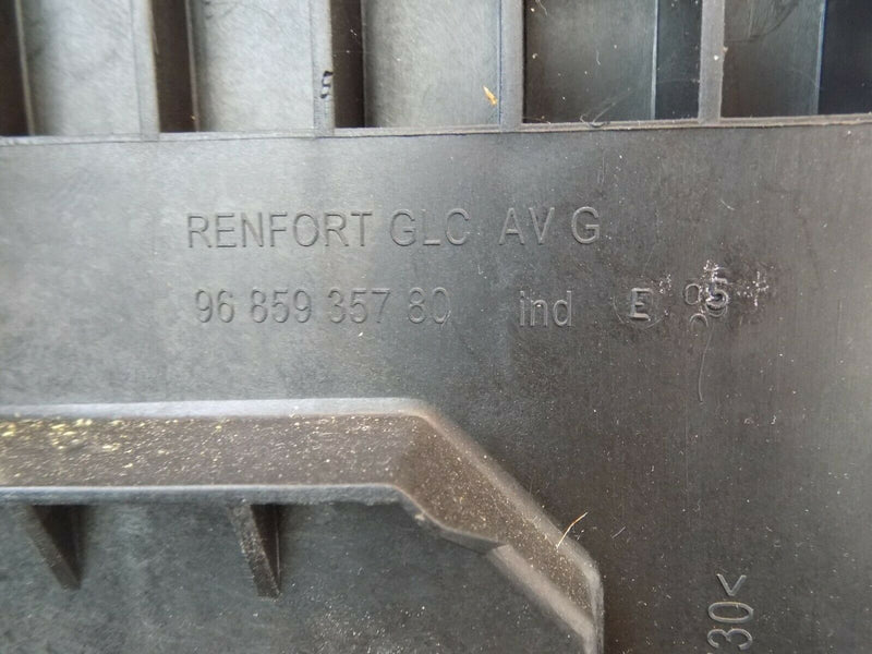 PEUGEOT 3008 2008-2016 REAR BUMPER LEFT & RIGHT BRACKETS GUIDES HOLDERS *N