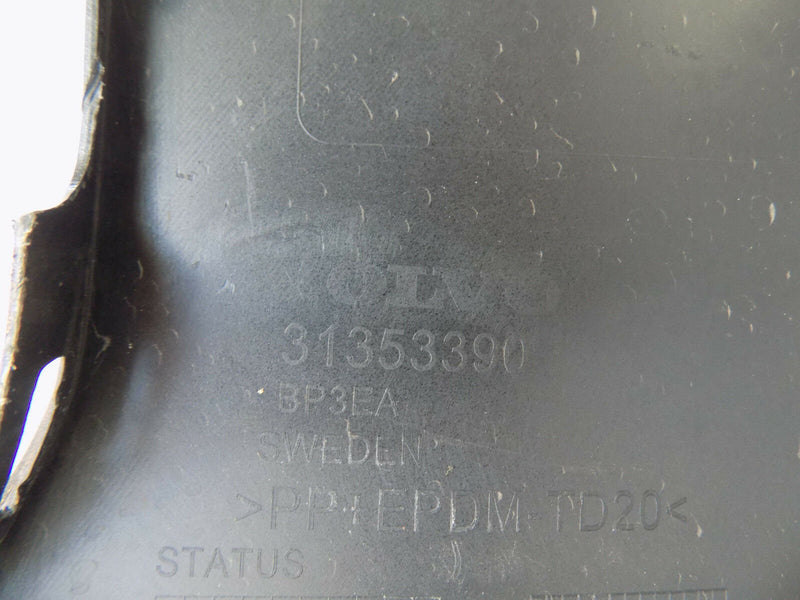 VOLVO XC90 II R DESIGN 2014-2017 REAR BUMPER GENUINE PDC HOLES 31353430