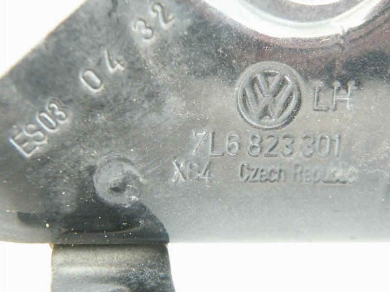 VW TOUAREG MK1 7L 02-06 GENUINE HINGE BONNET HOOD LEFT PASSENGER SIDE 7L6823301