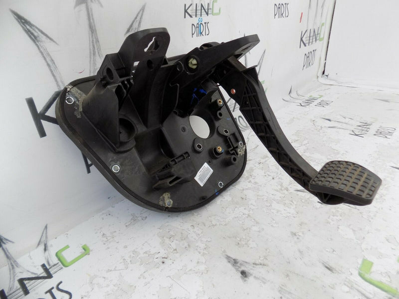 IVECO DAILY 2011-2014 BRAKE PEDAL BOX 5801264943 *3