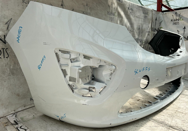RENAULT TRAFIC FRONT BUMPER 2015-2019 GENUINE 620222078R