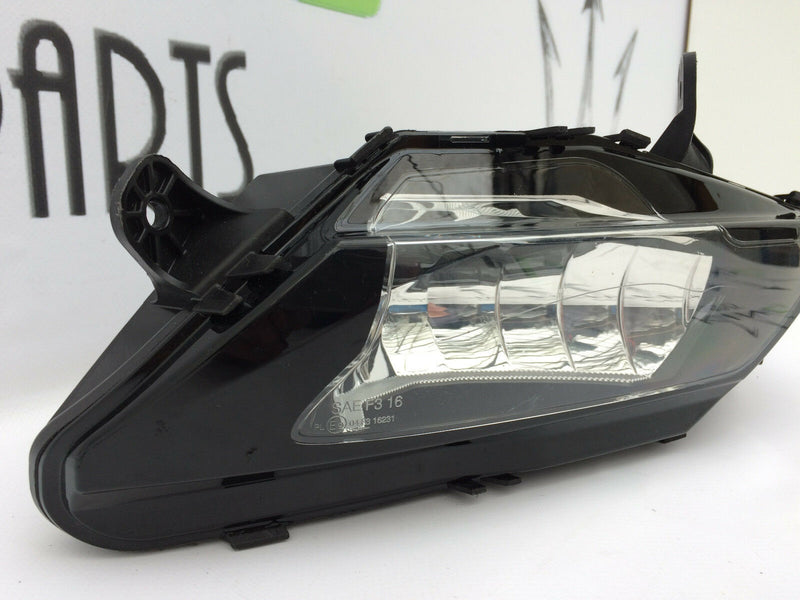 VAUXHALL INSIGNIA B 2017 2018 FOGLIGHT GENUINE FOG LAMP RIGHT SIDE 13460224