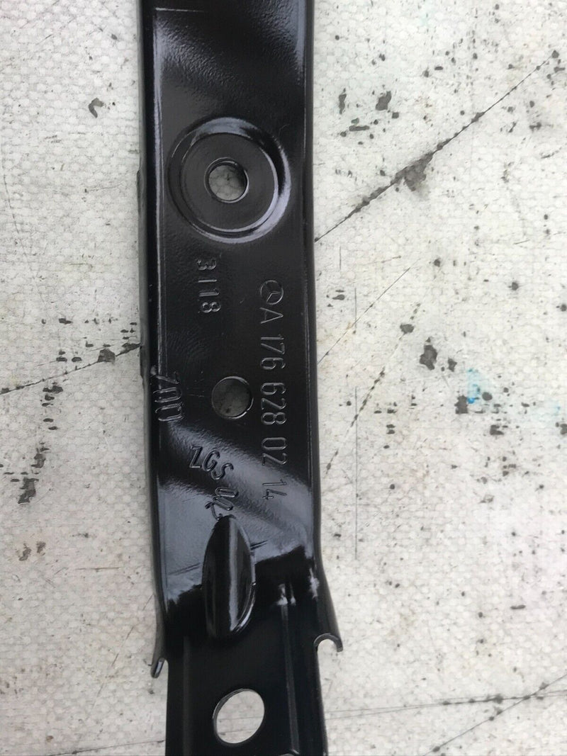 MERCEDES A CLASS W176 RIGHT FRONT FENDER BRACKET A1766280214