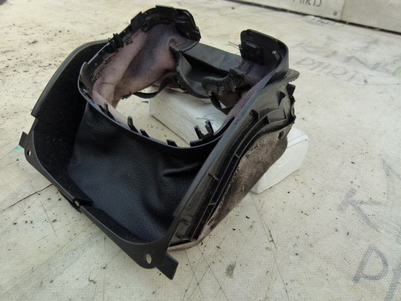 MERCEDES C W204 2007-2011 STEERING COLUMN LEATHER TRIM GENUINE A2046820516