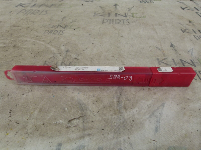 CAR BREAKDOWN REAR BOOT WARNING TRIANGLE REFLECTIVE GENUINE