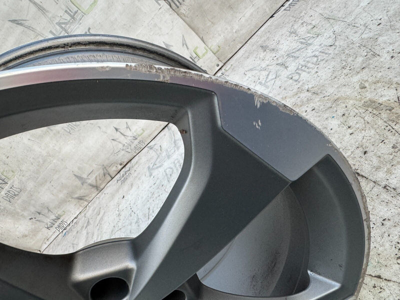 AUDI A4 S4 8W B9 GENUINE ALLOY WHEEL RIM 8,5Jx20H2 ET54,5 / 8W0601025CG