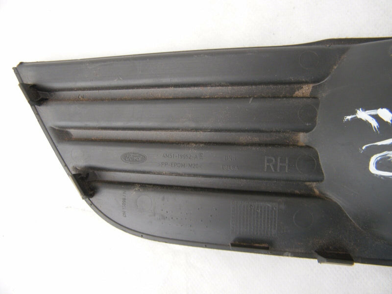 FORD FOCUS MK2 2004-2011 FRONT RIGHT FOG LIGHT GRILL 4M51-19952-A (F10)