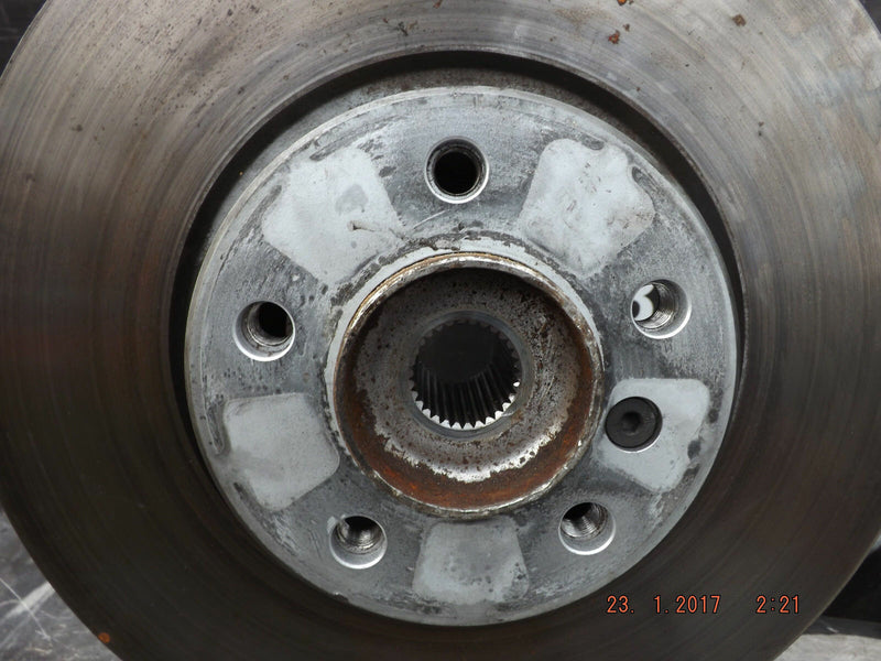 BMW X6 E71 08-13 RIGHT FRONT WHEEL HUB BEARING CARRIER HUB & DISC BRAKE ARM LINK