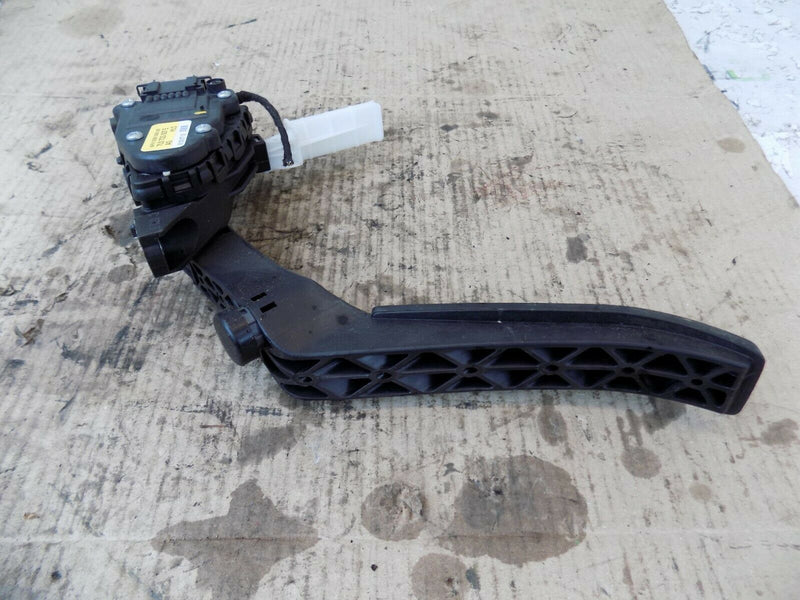 AUDI Q7 VW TOUAREG ACCELERATOR THROTTLE PEDAL 7L0723507E