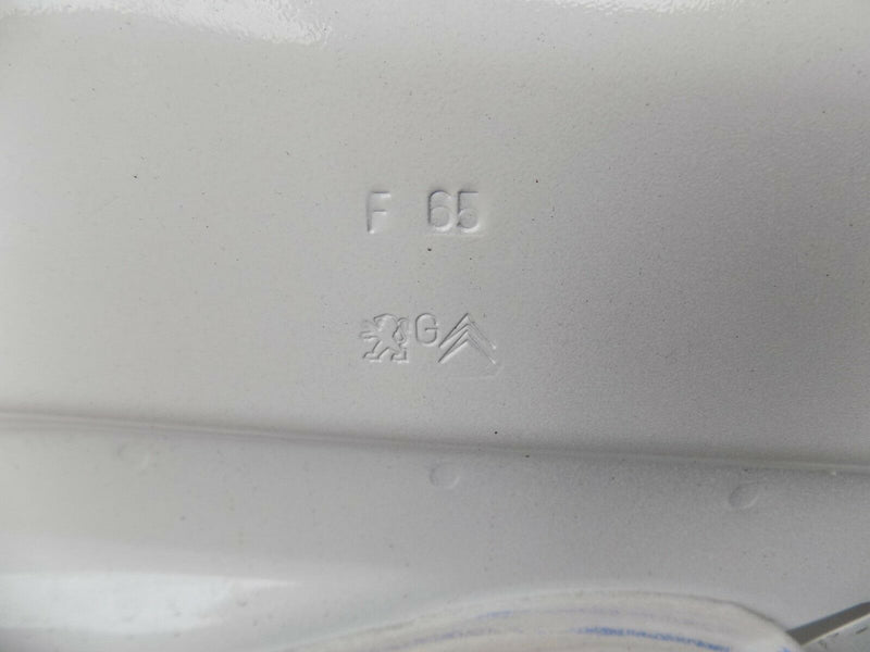 VOLVO XC90 2015-2017 REAR LEFT LOWER DOOR TRIM MOULDING CHROME 31448423 (M49)