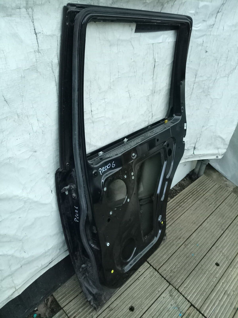 LAND ROVER DISCOVERY 4 LR4 L319 2010-16 GENUINE REAR DOOR PANEL RIGHT SIDE P2006